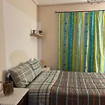 Alonaki House 阿姆菲克利亚