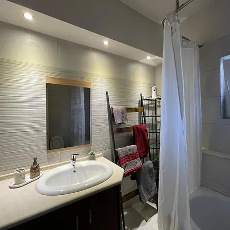شقة Alonaki House