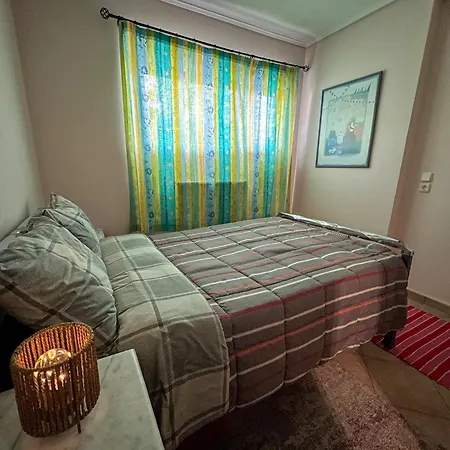 Alonaki House 公寓 阿姆菲克利亚